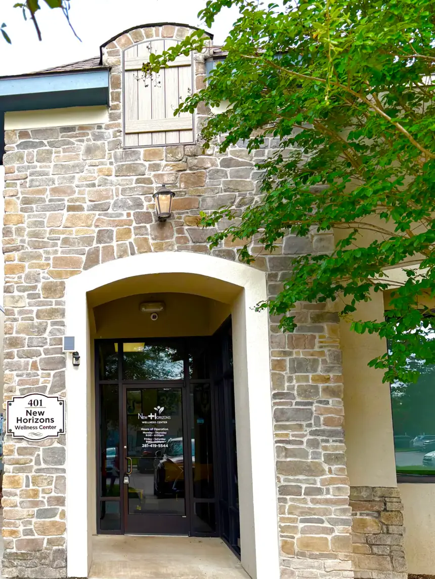 Fachada de New Horizons Wellness Center & MediSpa en 150 Pine Forest Drive, Suite 401, Shenandoah, TX